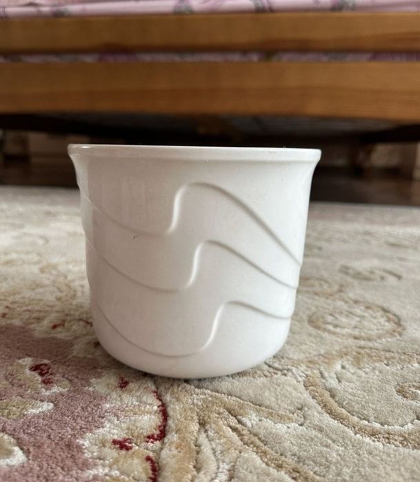 Кашпо,горщики для квітів.