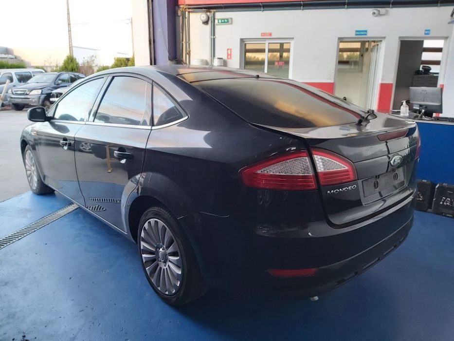 Ford Mondeo 2.0 TDCI às peças