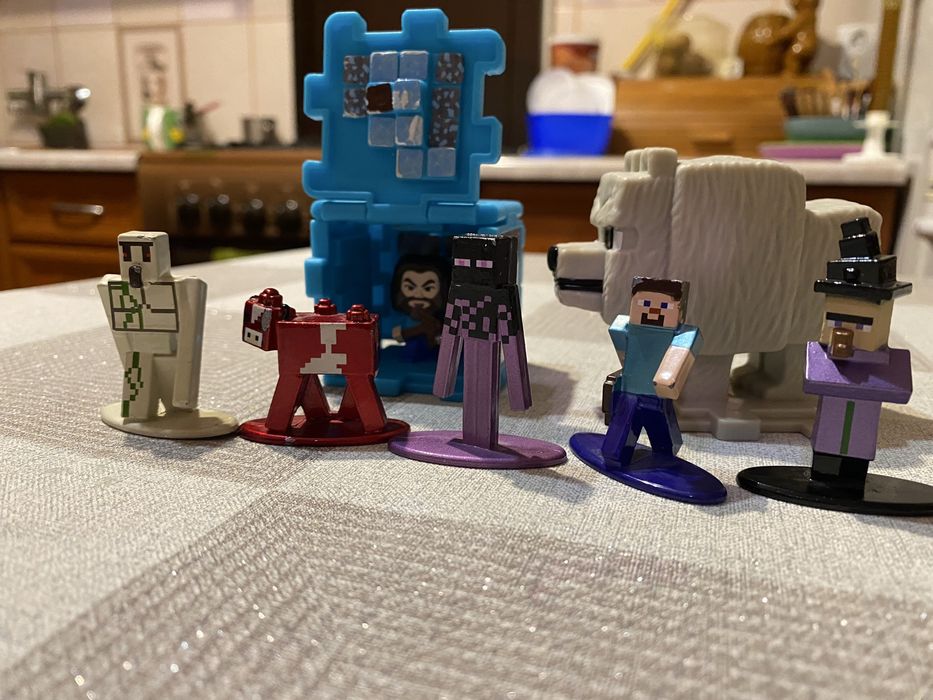 фігурка герої Marvel, покемон, майнкрафт