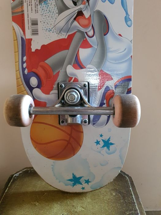 Deskorolka Loney Tunes active