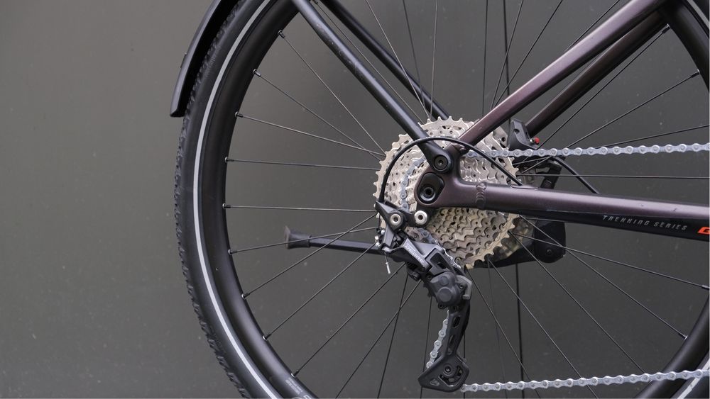 Електровелосипед міський Giant Explore