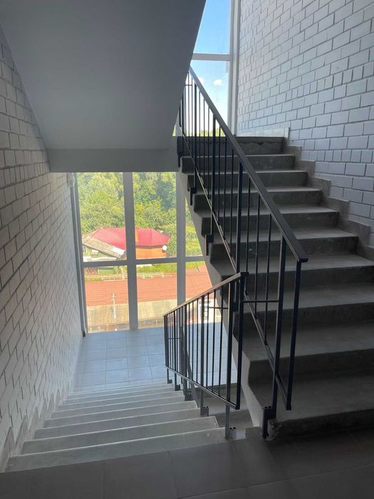 Продаж великої 1 кімнатної квартири в центрі міста в новому будинку