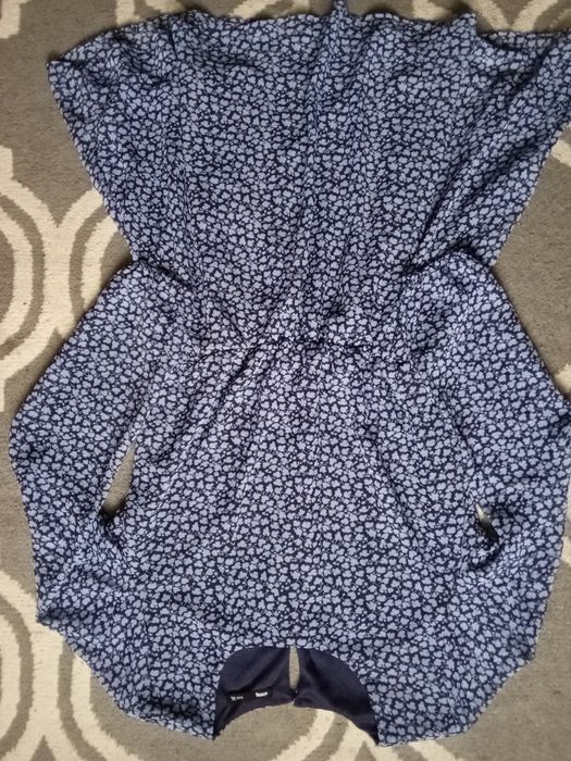 Sukienka mini  r. l-xl wzór łączka nowa na podszewce super jakość