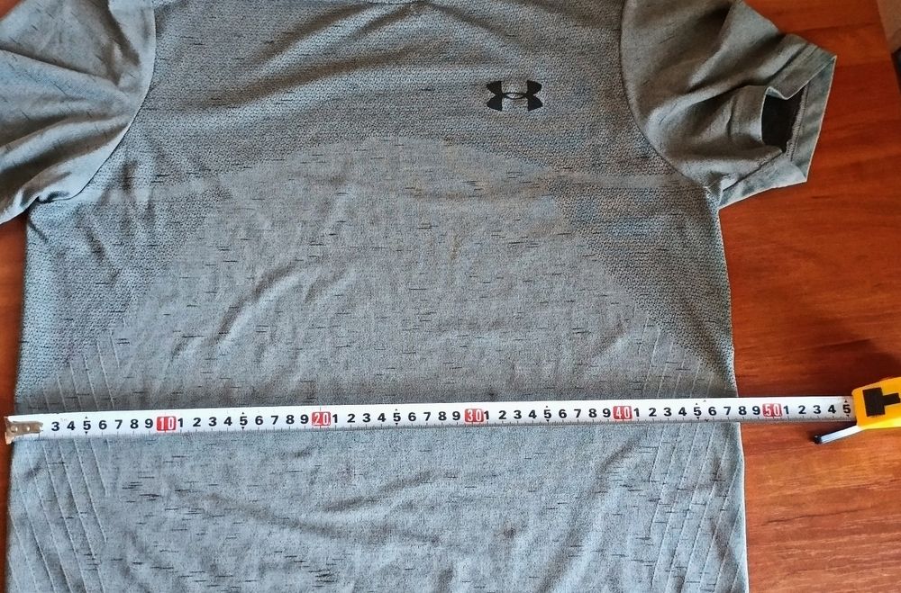 Футболка under armour
