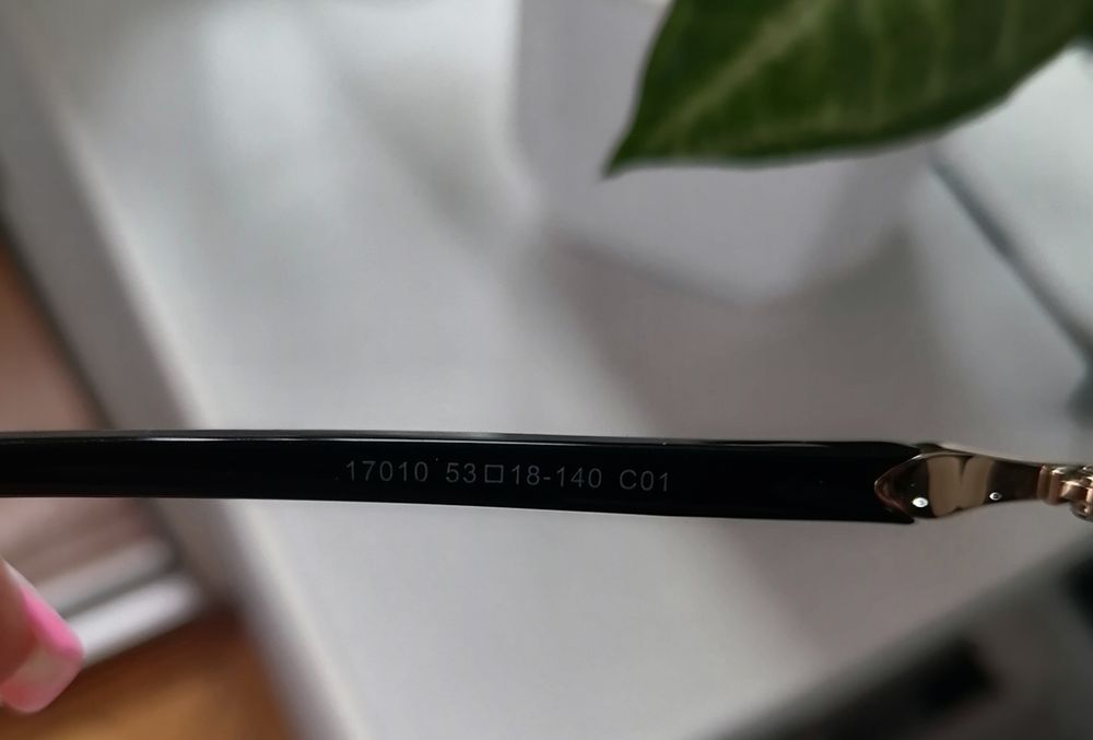 Іміджеві окуляри з діоптріями