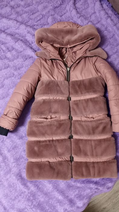 Продам куртку для дівчинки