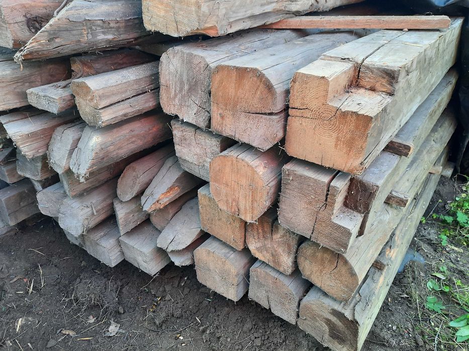 stare belki drewniane ze starego domu