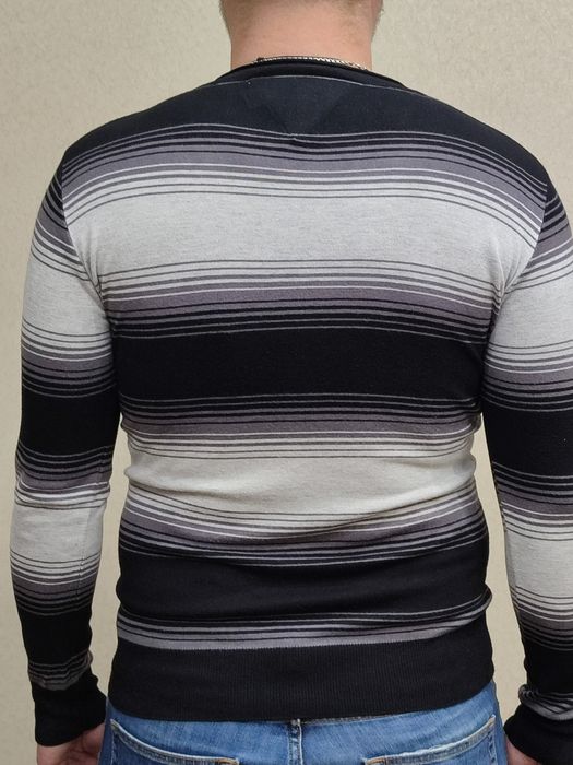 Чоловічий пуловер (Італія)  на будь яку пору року