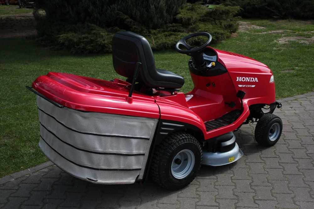 Honda HF 2315 TRAKTOREK Kosiarka