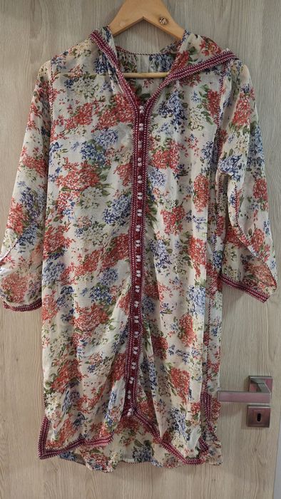 Pareo z kapturem rozmiar S -XS