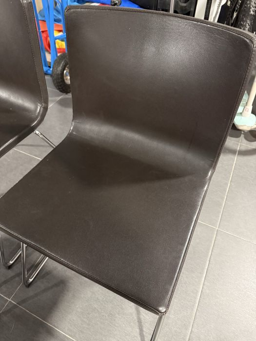 4 cadeiras de pele para mesa de jantar