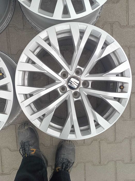 Felgi Volkswagen VW 8x18 ET25 5x112