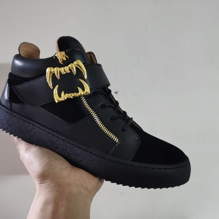 Кросівки Giuseppe Zanotti ЧИТАТИ ОПИС