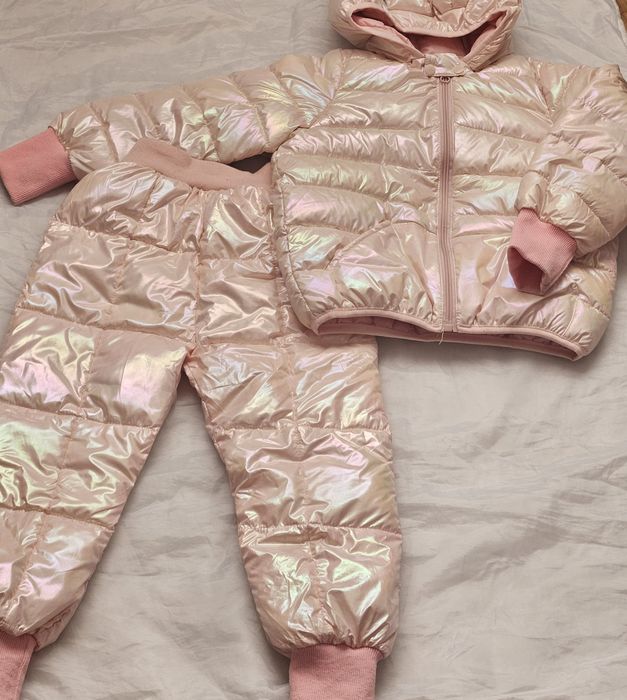 Весінньо осінній можно  і на теплу зиму теплий комплект