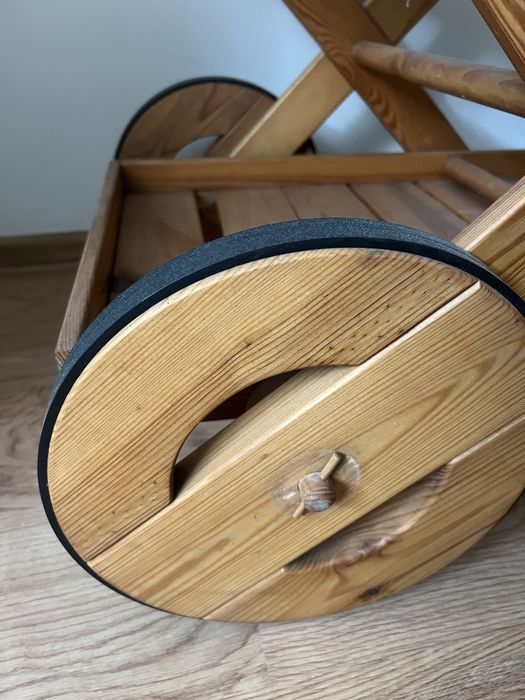 Barek wozek na kolkach ikea