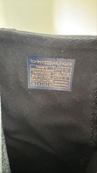 Botins em pele da Tommy, muito bons!!