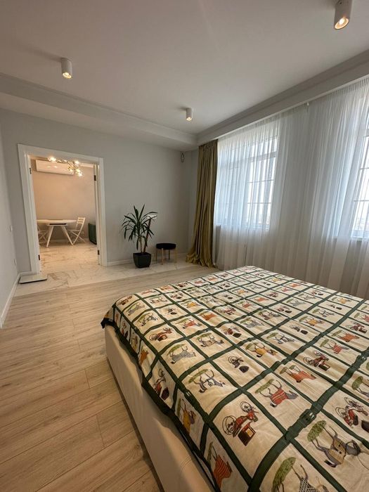 Луценко, 6! Британский квартал! Сдам 2х ком кв