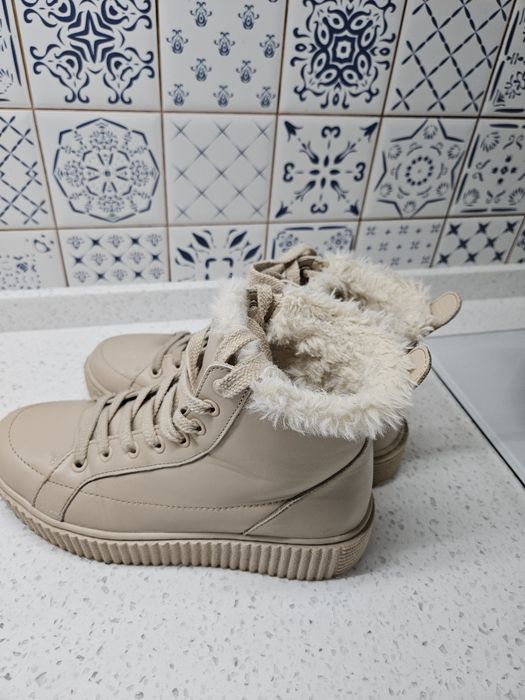 Чоботи ботинки reserved черевики