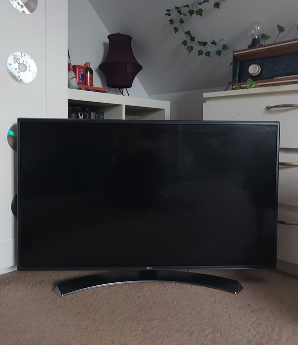 Telewizor LG LED Full HD Smart TV