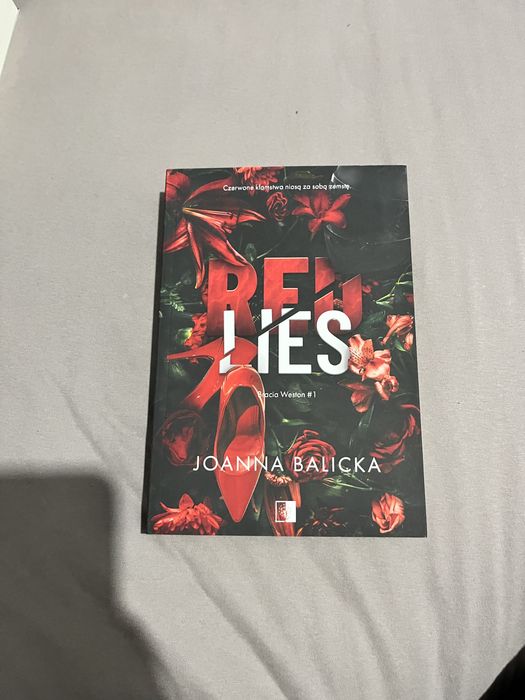 Książka „Red lies”