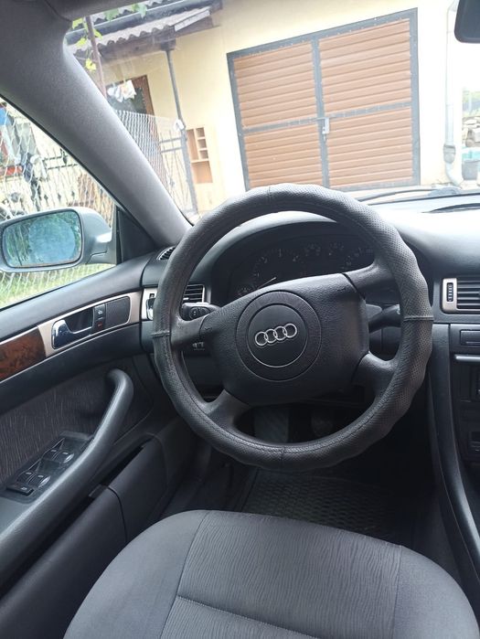 Автомобіль Audi a6 1.9 дизель