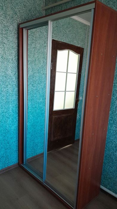 Продам шкаф купе