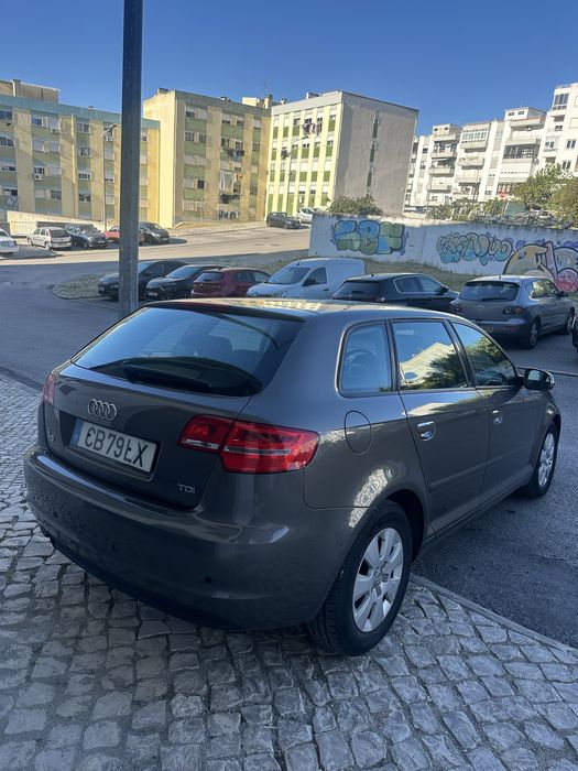 Audi A3 Sportback 1.6 TDI Attraction - 2012 (Garantia 18 meses)