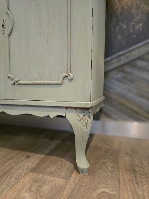 Stylowy bufet vintage / prowansalski – lite drewno