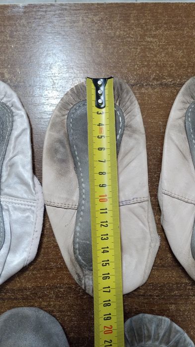 Чешки дитячі для танців, гімнастики шкіряні червоні білі