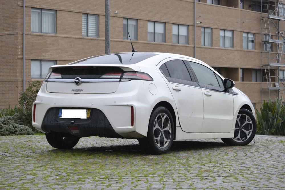 Opel Ampera foto 3