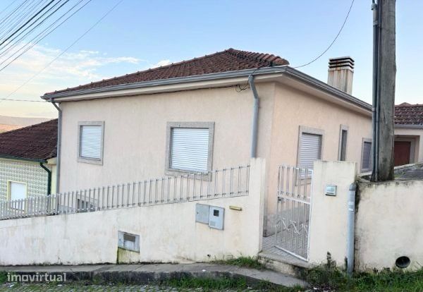 Moradia T2+1 | Box 2 Carros | Jardim | Fânzeres | Gondomar