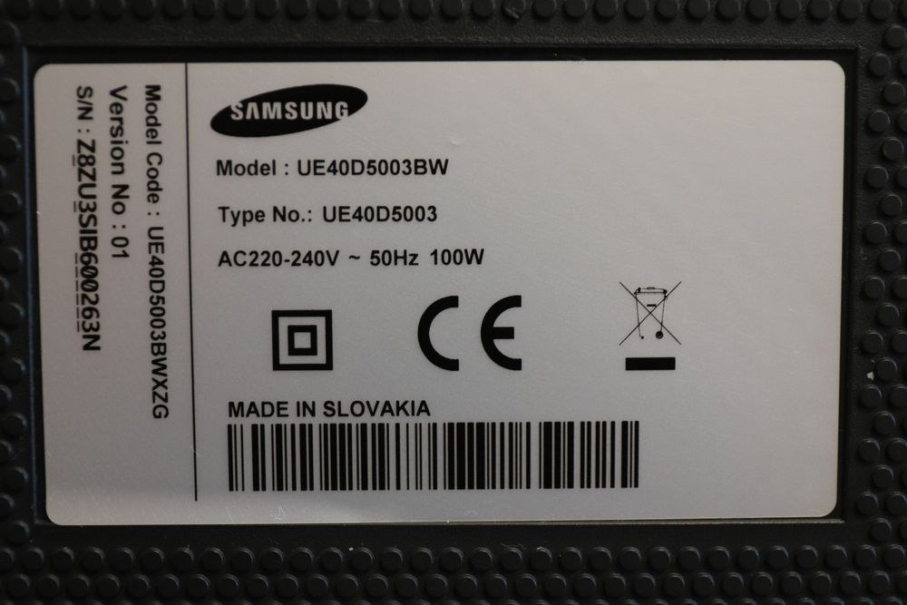 Samsung   UE 40D5003BW  40  дюймов