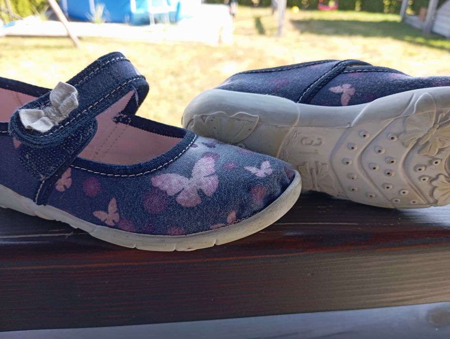 Kapcie i buty 27,29,30,31