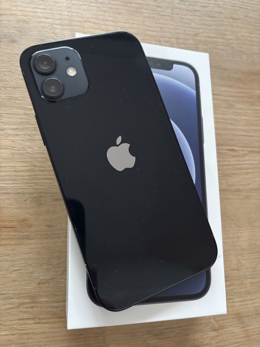 iPhone 12 szuka nowego właściciela!