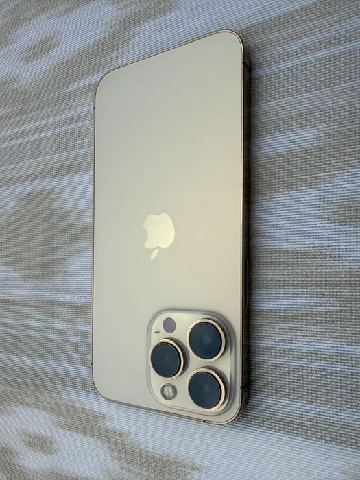 Używany Apple iPhone 13 Pro 128 GB srebrny, bateria 77%