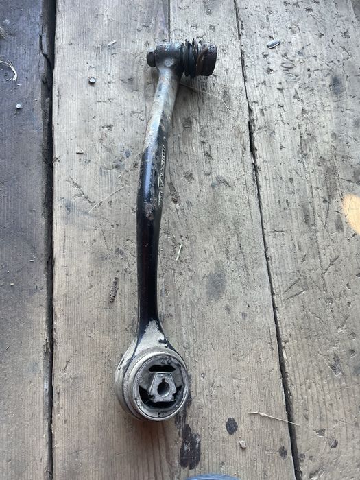 Докатка, домкрат та рвзне для BMW X3e83