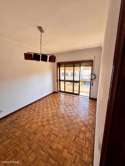 Andar de moradia T3 com garagem, em Ermesinde