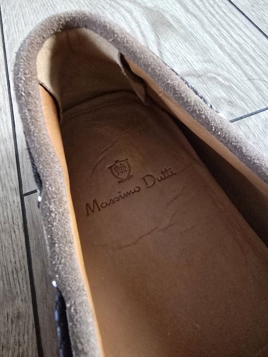 Zamszowe mokasyny Massimo Dutti