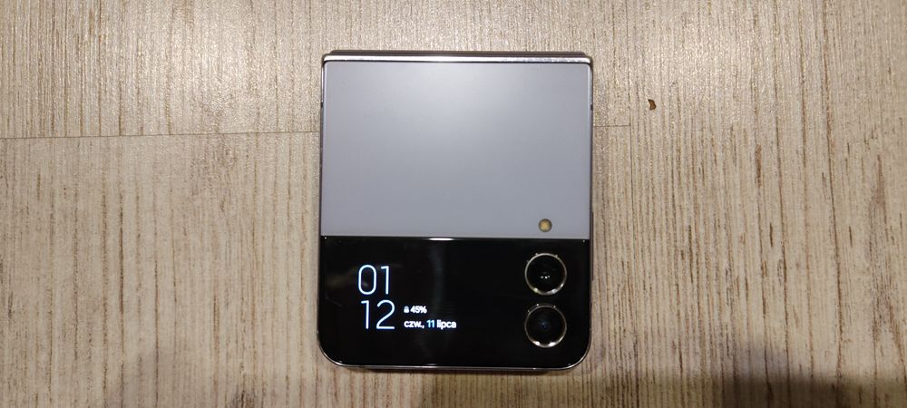 Samsung z flip 4