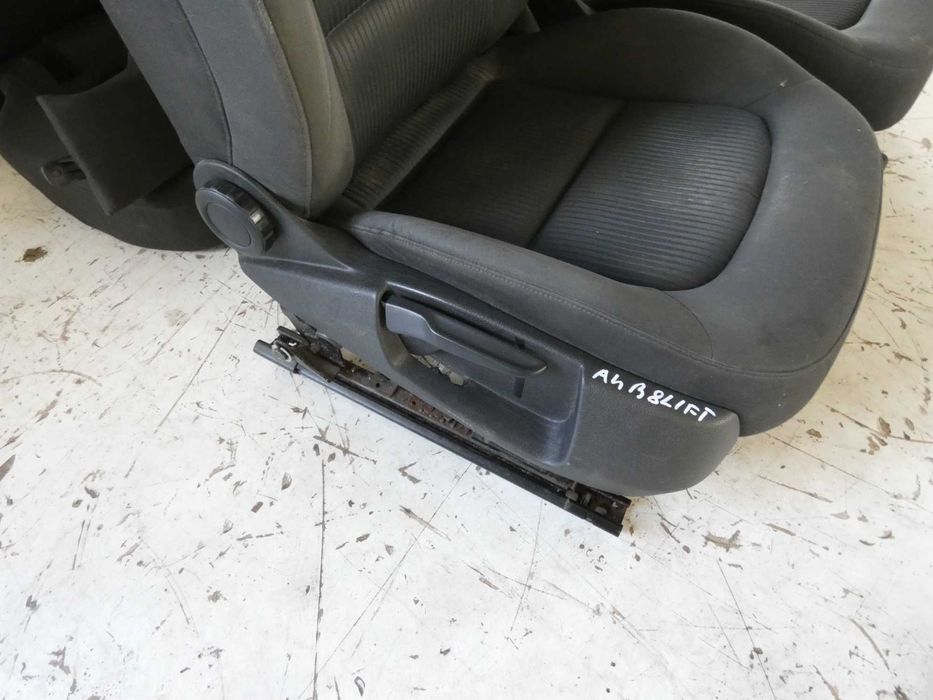 AUDI A4 B8 SEDAN Lift fotele kanapa materiałowe komplet Gorlice