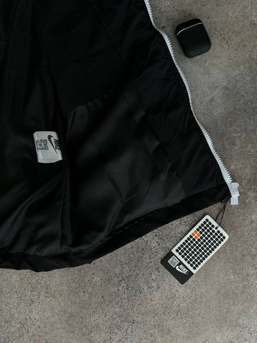 Чоловіча вітровка Nike на підкладці Premium