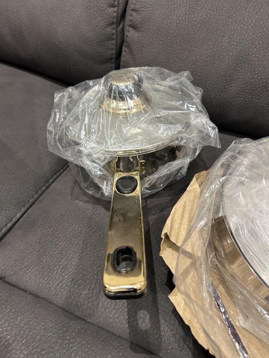 Trem de cozinha com ouro 24 k novo