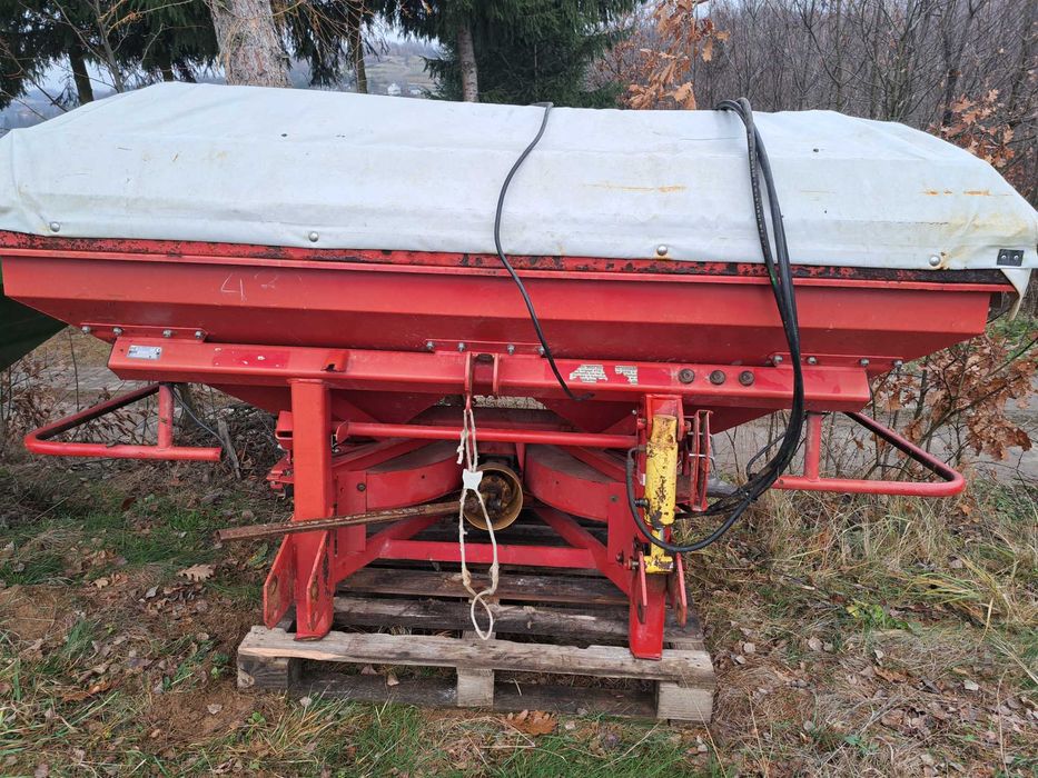 Rozsiewacz Lely centerliner