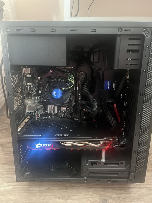 komputer stacjonarny