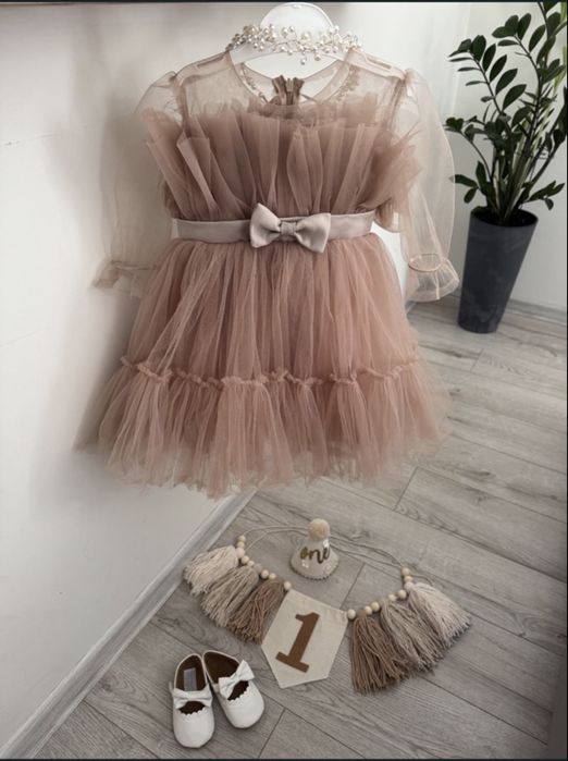 Сукня для дівчинки на 1 рік