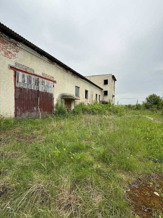 Продаж складських приміщень