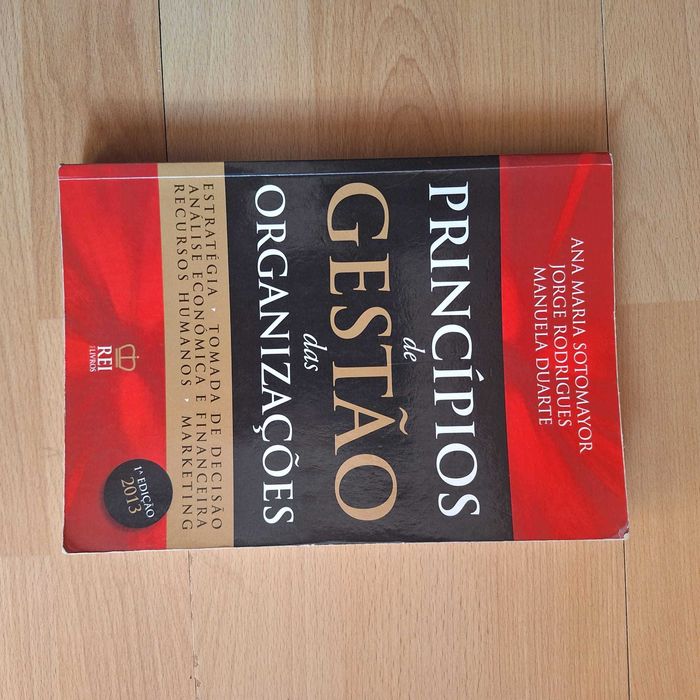 Livros direito, gestão, economia e finanças