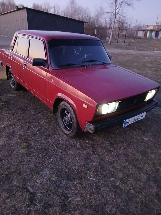 Продам ВАЗ 2105 двигун 1.3
