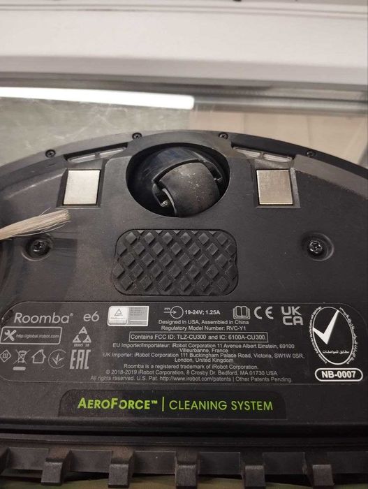 Робот-пилосос iRobot Roomba e6 B (2022.10.31)