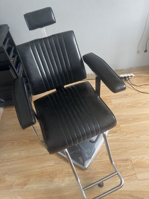 Fotel Barberski stan BDB